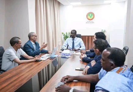 وزير الصحة يبحث مع المديرين الجهويين جاهزية المراكز الصحية الجديدة