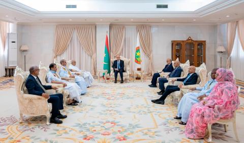 رئيس الجمهورية يتسلم وثيقة الحوار الوطني إيذاناً بانطلاق مرحلة جديدة من التشاور