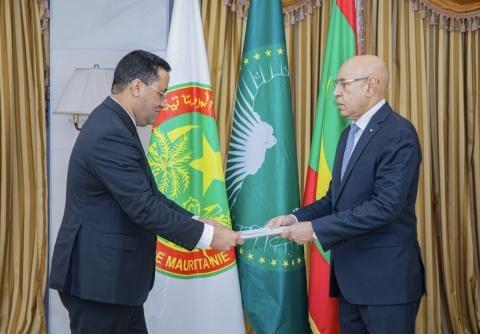 الوزير الأول يقدم استقالة حكومته للرئيس غزواني